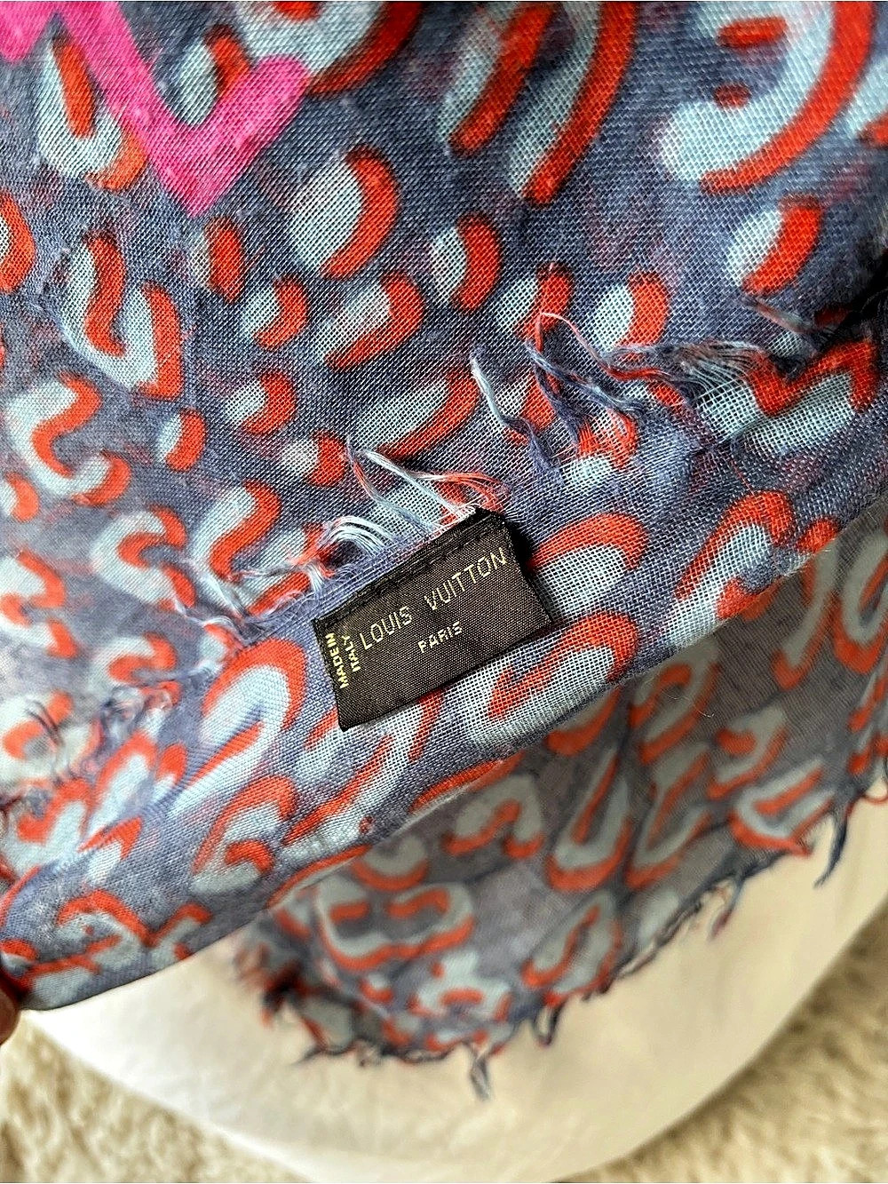 Louis Vuitton x Stephen Sprouse Leopard Stole, Navy and Red - Picture 2 of 9
